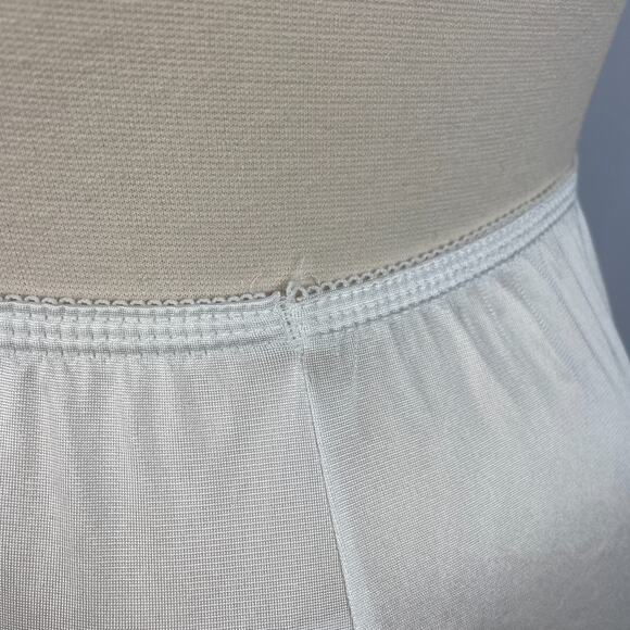 Vintage Half Slip Skirt Size Large White Ivory Solid Satin Nylon Side Slit - Picture 10 of 15